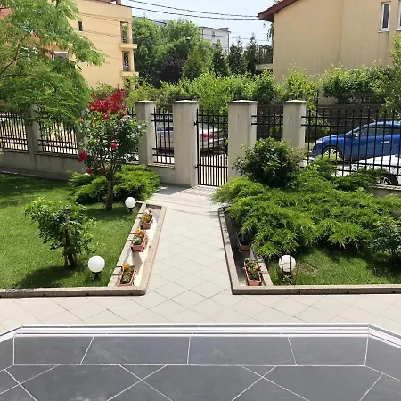 ゲストハウス Casa Servus