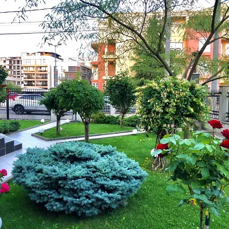 Casa Servus ゲストハウス