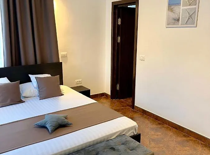 Guest house Casa Servus Navodari