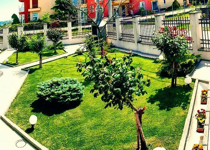 Casa Servus Navodari