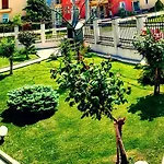 Casa Servus Navodari
