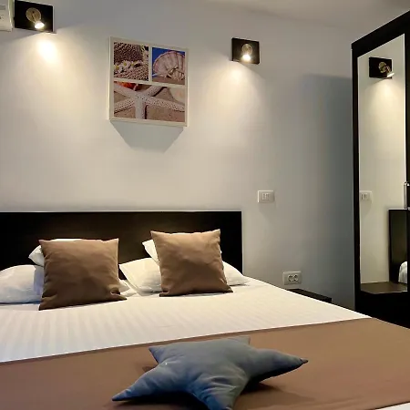 Casa Servus 4* Năvodari