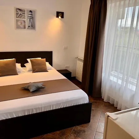 Casa Servus Guest house 4*