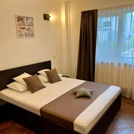 Guest house Casa Servus 4*