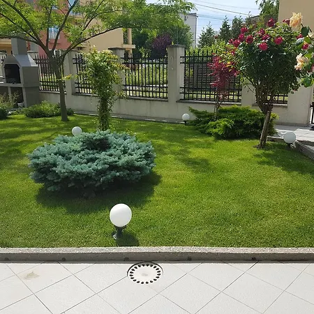 Casa Servus Guest house